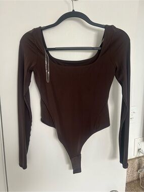 Brown Long-Sleeve Scoop Neck Bodysuit